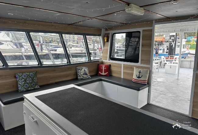 Blue Catt Main Saloon